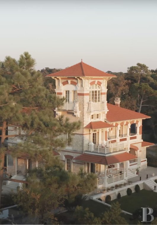 An early 20th-century villa with Italian accents in Lanton, in the Arcachon basin - photo  n°8